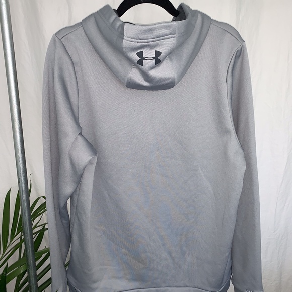 lightweight Under amour hoodie - Picture 3 of 7
